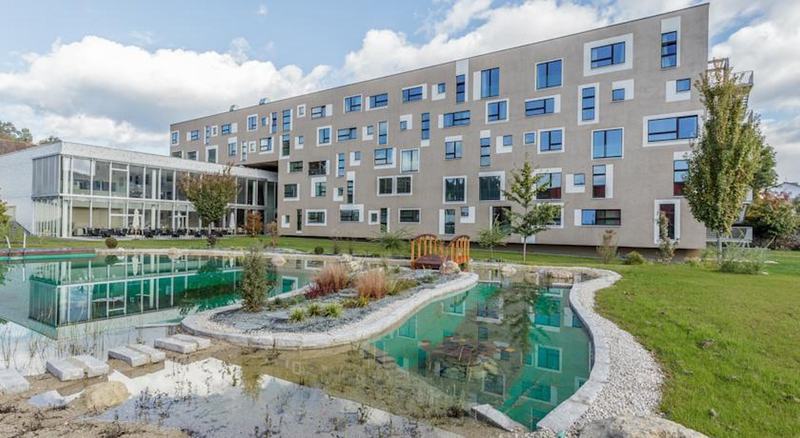 Hotel Die Zeit Sankt Veit an der Glan Exteriör bild